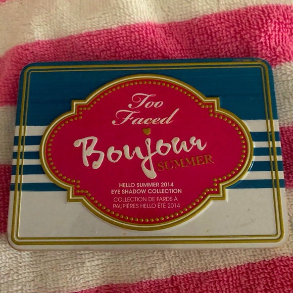 TOO FACED BONJOUR SUMMER EYESHADOW CASE - Picture 1 of 5